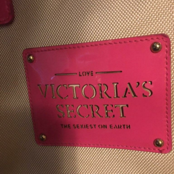 2 piece Victoria Secret travel set - Picture 4 of 6